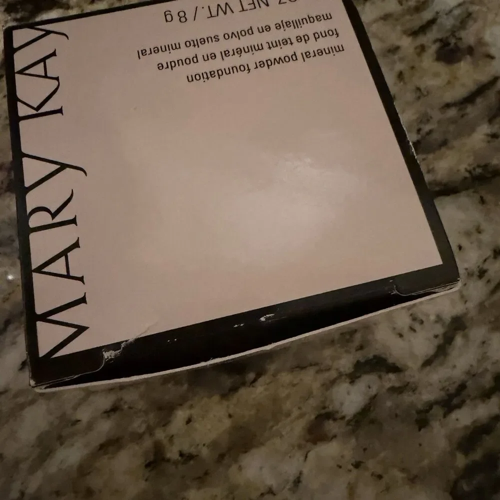 Mary Kay Mineral Powder Foundation Bronze 3 040992 .28 oz 8g Discontinued NIB